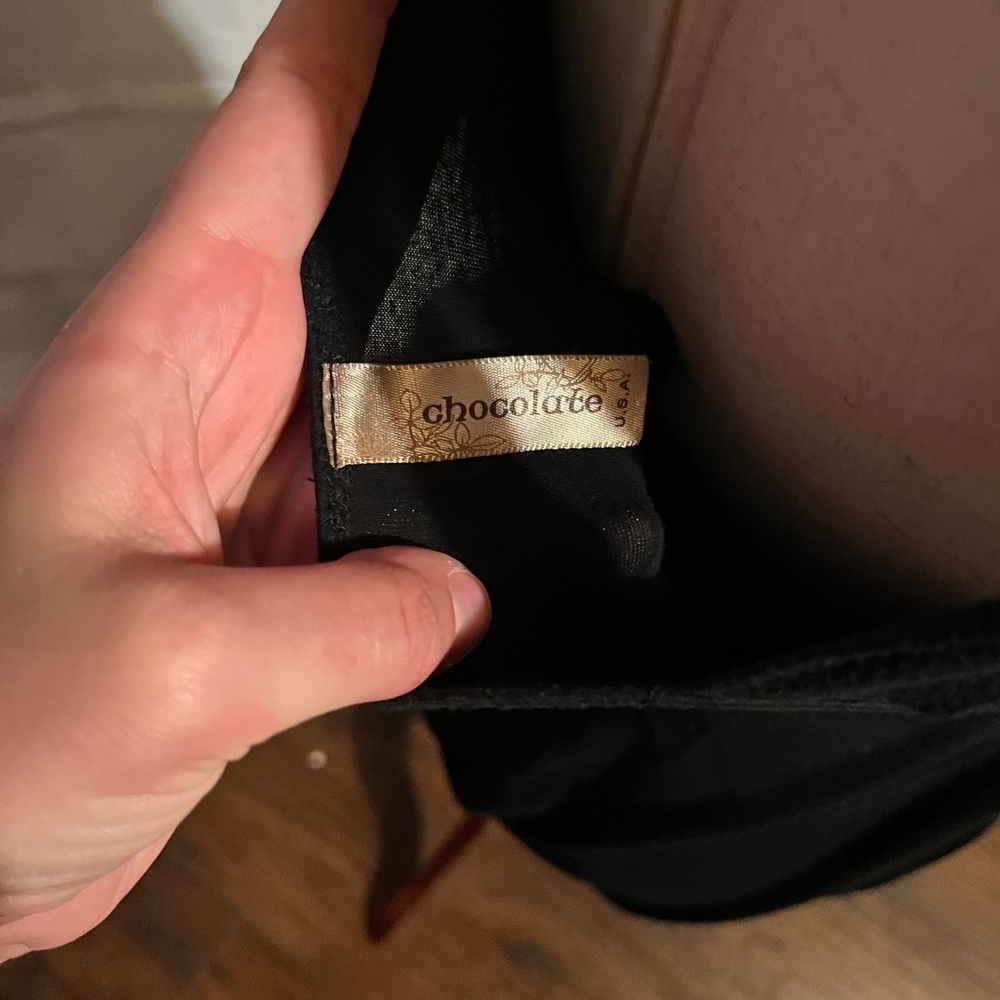 Black top v neck - Picture 5 of 5